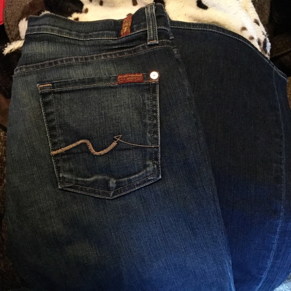 Jeans - Picture 1 of 5